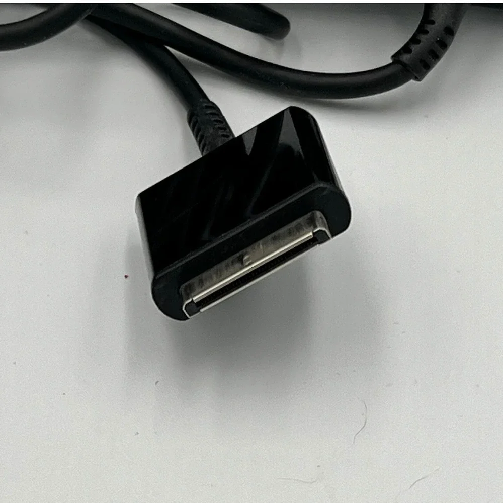 HP AC Adapter Tablet Charger OS Black Very Good HSTNN-DA34 9V 1.1A 805289-003